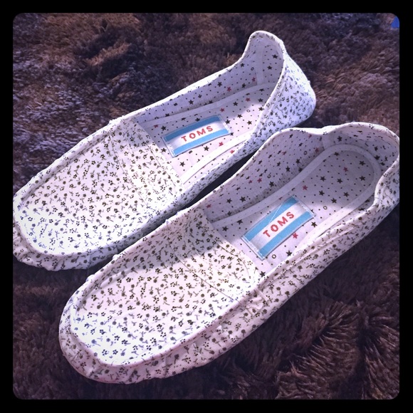 Printed white toms