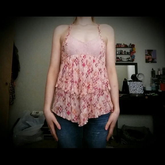 Top - Picture 2 of 3