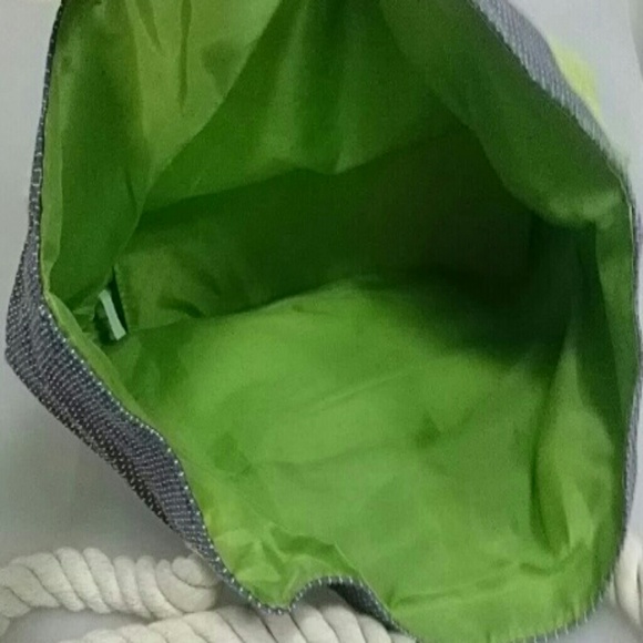 Tote - Picture 4 of 4