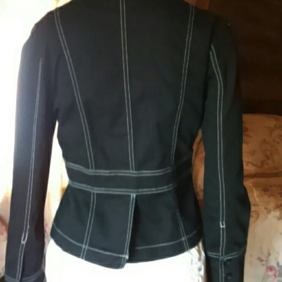 Jacket - Picture 2 of 3