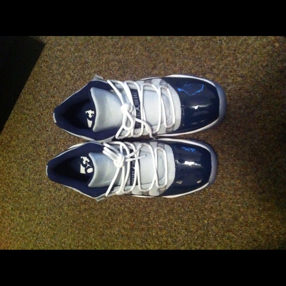 11 lows #GeorgeTownLows #Jordans - Picture 2 of 3