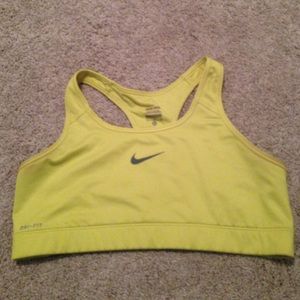 Xl Nike drifit sports bra