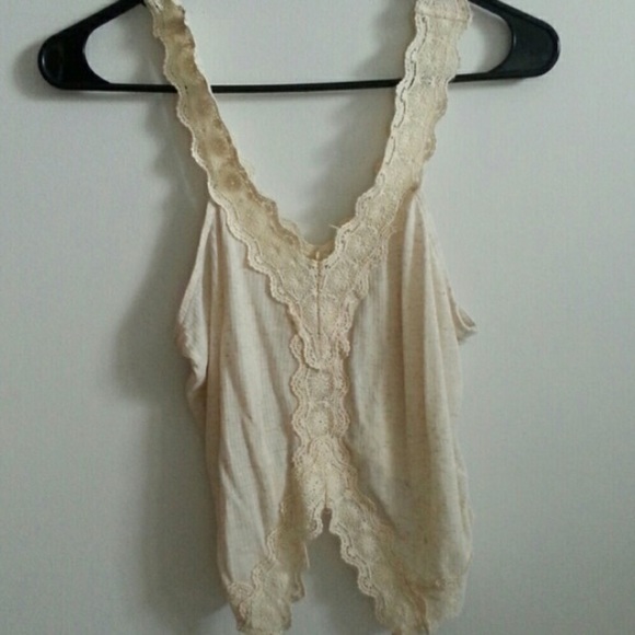 Oatmeal lace tank!!