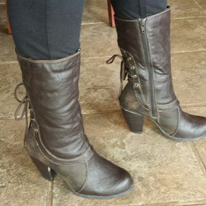 Mudd heel boots