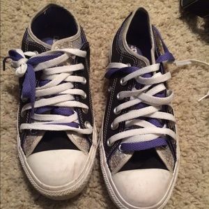 Size 8 converse