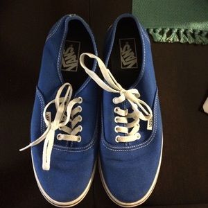 Navy blue vans classics