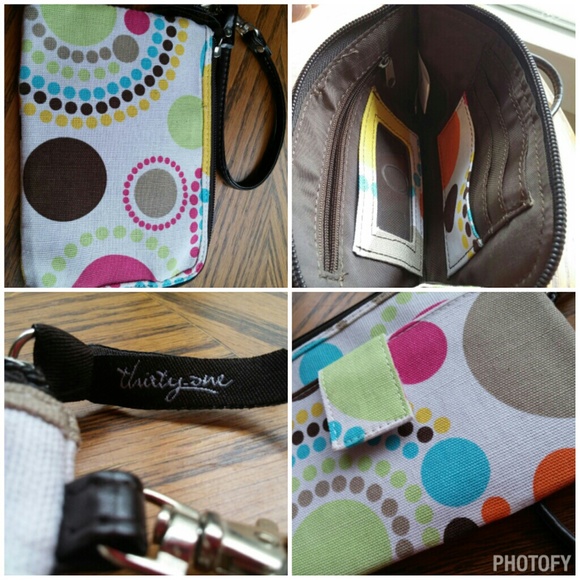 Thirty-one Wristlet