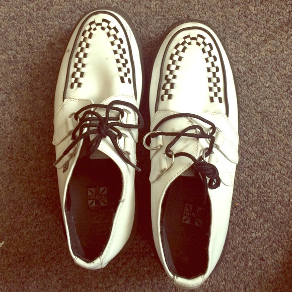 Get creeped out with these barely worn babies