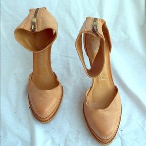 Jeffrey Campbell heels tan camel leather zipper