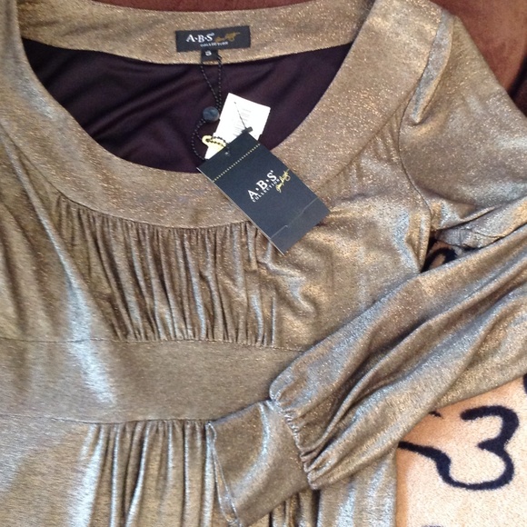 ABS gold dress. - Picture 4 of 4