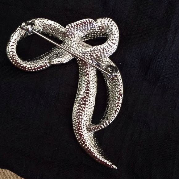 Pink Rhinestone Ribbon Pin/Brooch - Picture 2 of 2