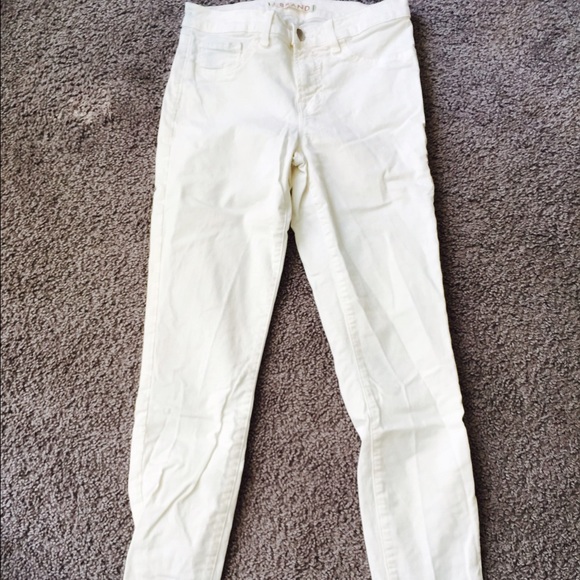 pair of white jeans i have never worn