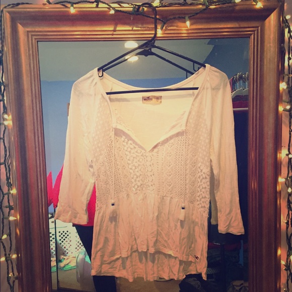 Hollister top