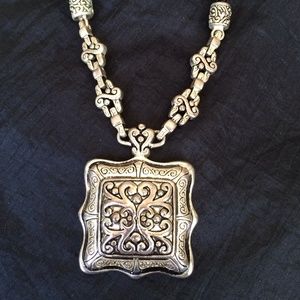 Chunky silver tone necklace