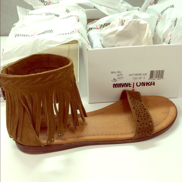 Brand new! Minnetonka Malibu Suede Sandal