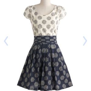 NEW PRICE!!  MATA TRADER GARDEN PARTY DRESS