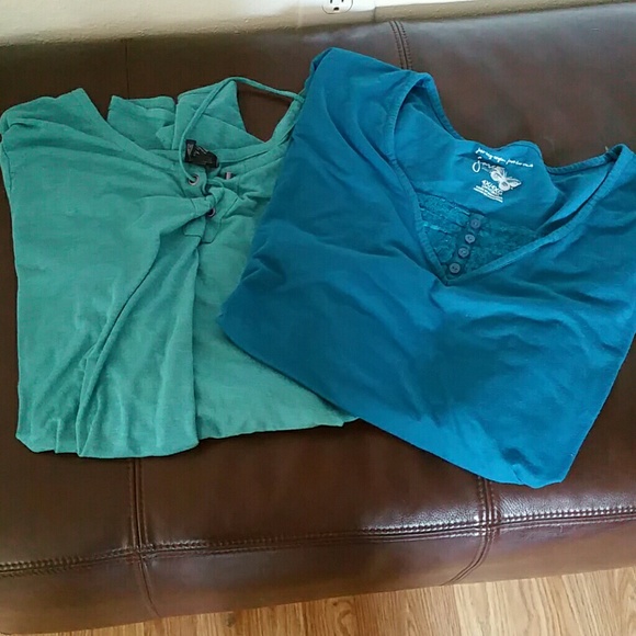 Plus size 4x long sleeve bundle and yello sassymis