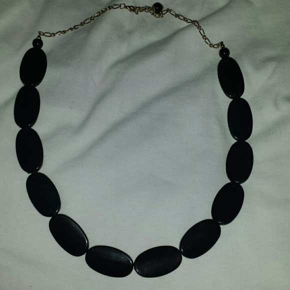 Black chunk bead necklace
