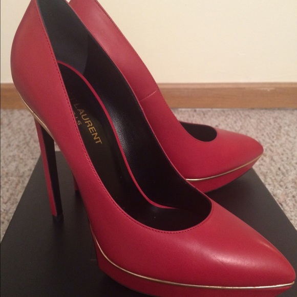 YSL Saint Laurent smooth calfskin Janis pumps 37.5