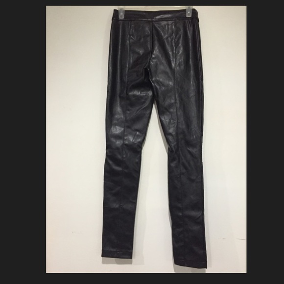 Laggings - Picture 2 of 2