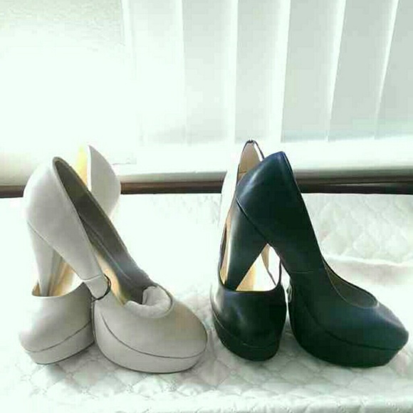 Nude and black classy high heels