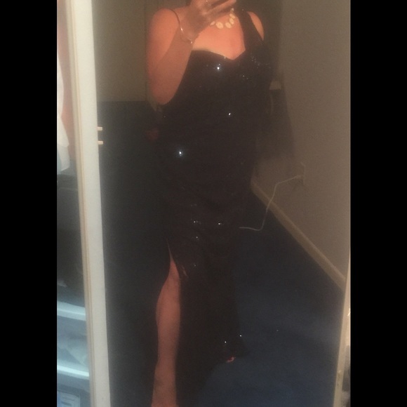 Beautiful evening gown bought for $250