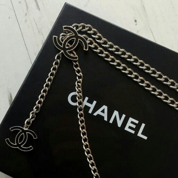 *SOLD ON TRADESY* Chanel Silver Chain Link Belt - Picture 2 of 4