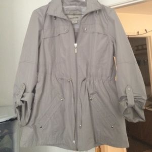 Spring rain coat