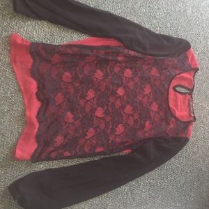 The limited lace top