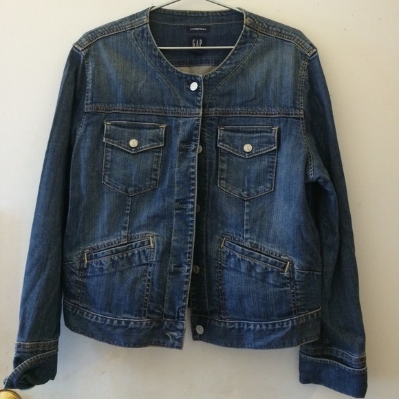 Collarless denim jacket