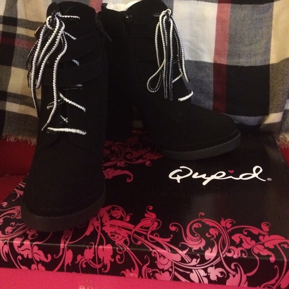 City tough Stacked heel boots. Black. 8.5 U.S.