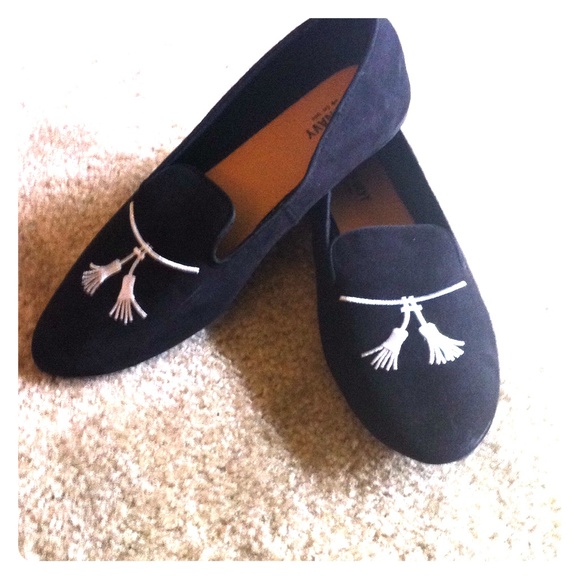 Old Navy loafer flats with faux tassel