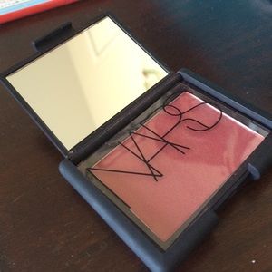 NARS BLUSH -- Outlaw 4018