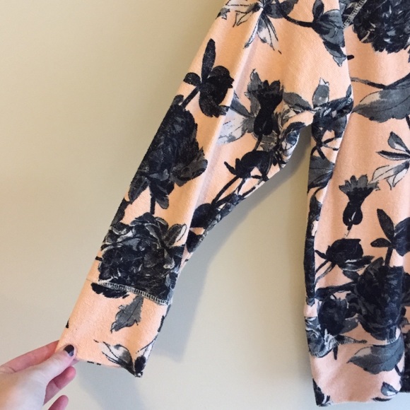 SOLD Zara Floral Sweatshirt Medium Tunic Pink Top - Picture 2 of 4