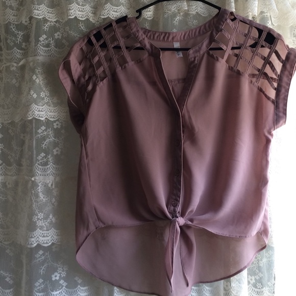 ❤️FREE GIFT WITH BUNDLE❤️ - Picture 2 of 3