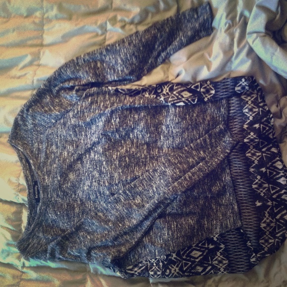 Long sleeve high low sheer sweater