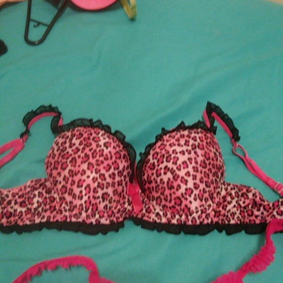 Bra - Picture 2 of 3