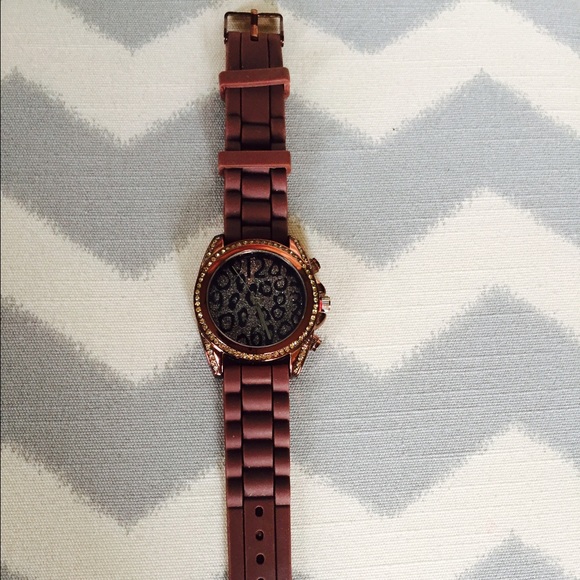 Watch - Picture 2 of 4