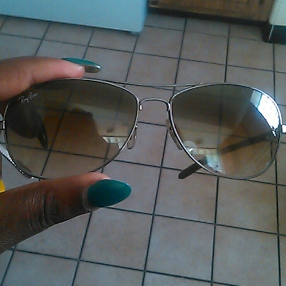 Raybans***authentic - Picture 3 of 3