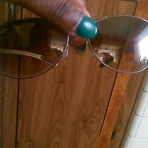 Raybans***authentic Raybans***authentic