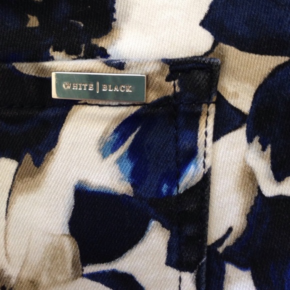 White House Black Market jeans - Picture 2 of 3