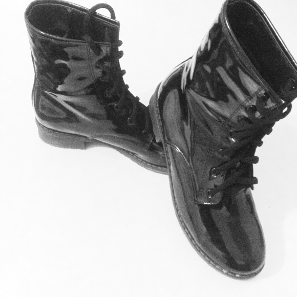 Black Dr.Martens