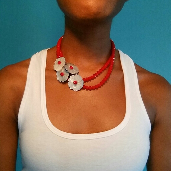Asymmetric Red Flower Necklace