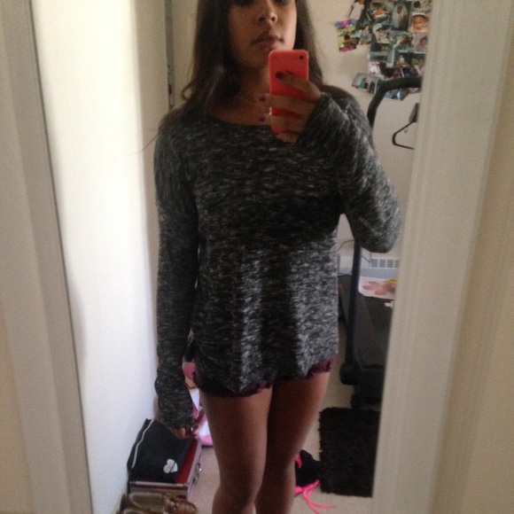 Sweater - Picture 2 of 3