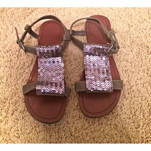 Sequined sandals!