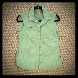 LL bean sleeveless button down shirt