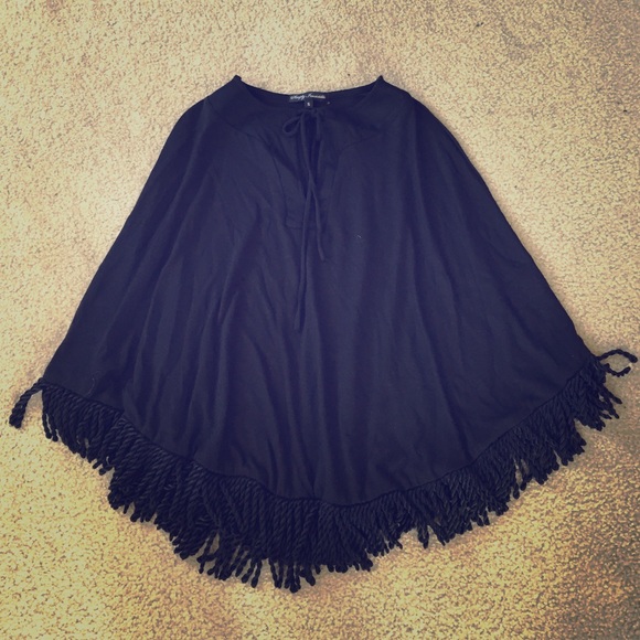 Chic black fringe knit cape