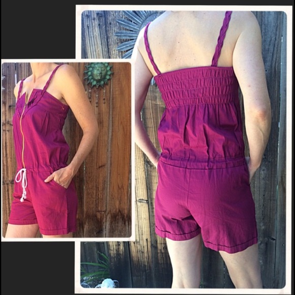 HOT Pink Shorts Jumper, Front Zip Drawstring Waist - Picture 2 of 3