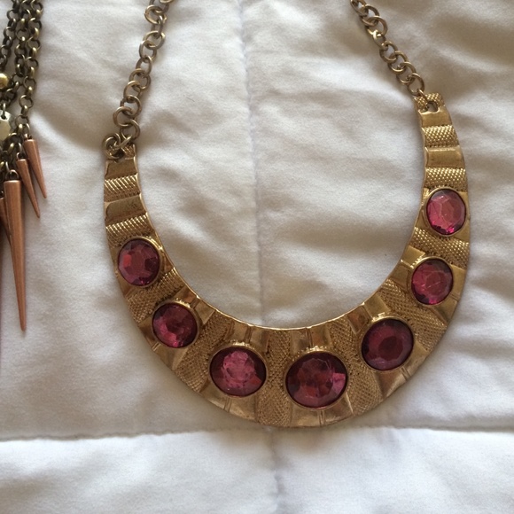 Necklaces - Picture 4 of 4