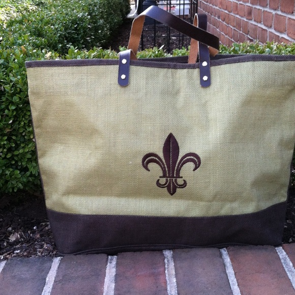 Handbags - Burlap tote. EUC
